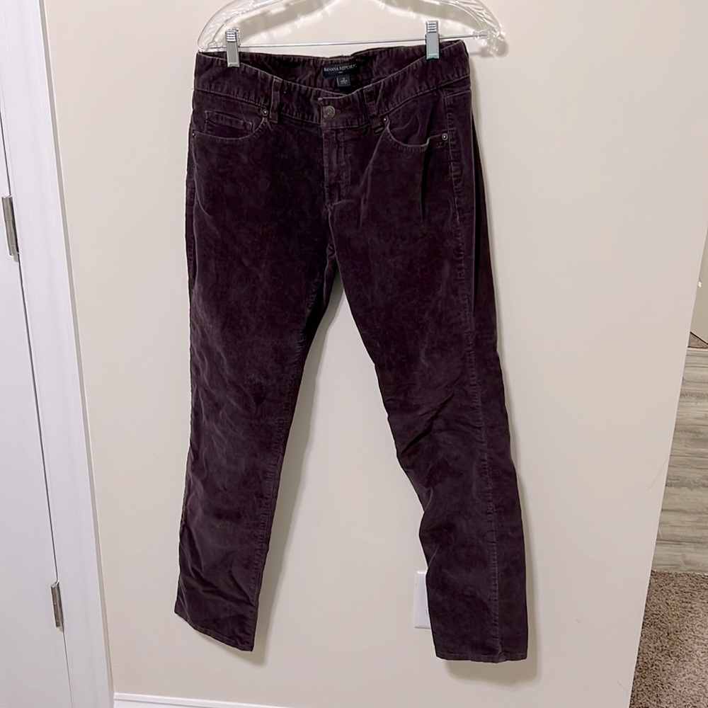 Banana Republic Factory Women’s Straight Leg Corduroy Pants / Plum / Size 12